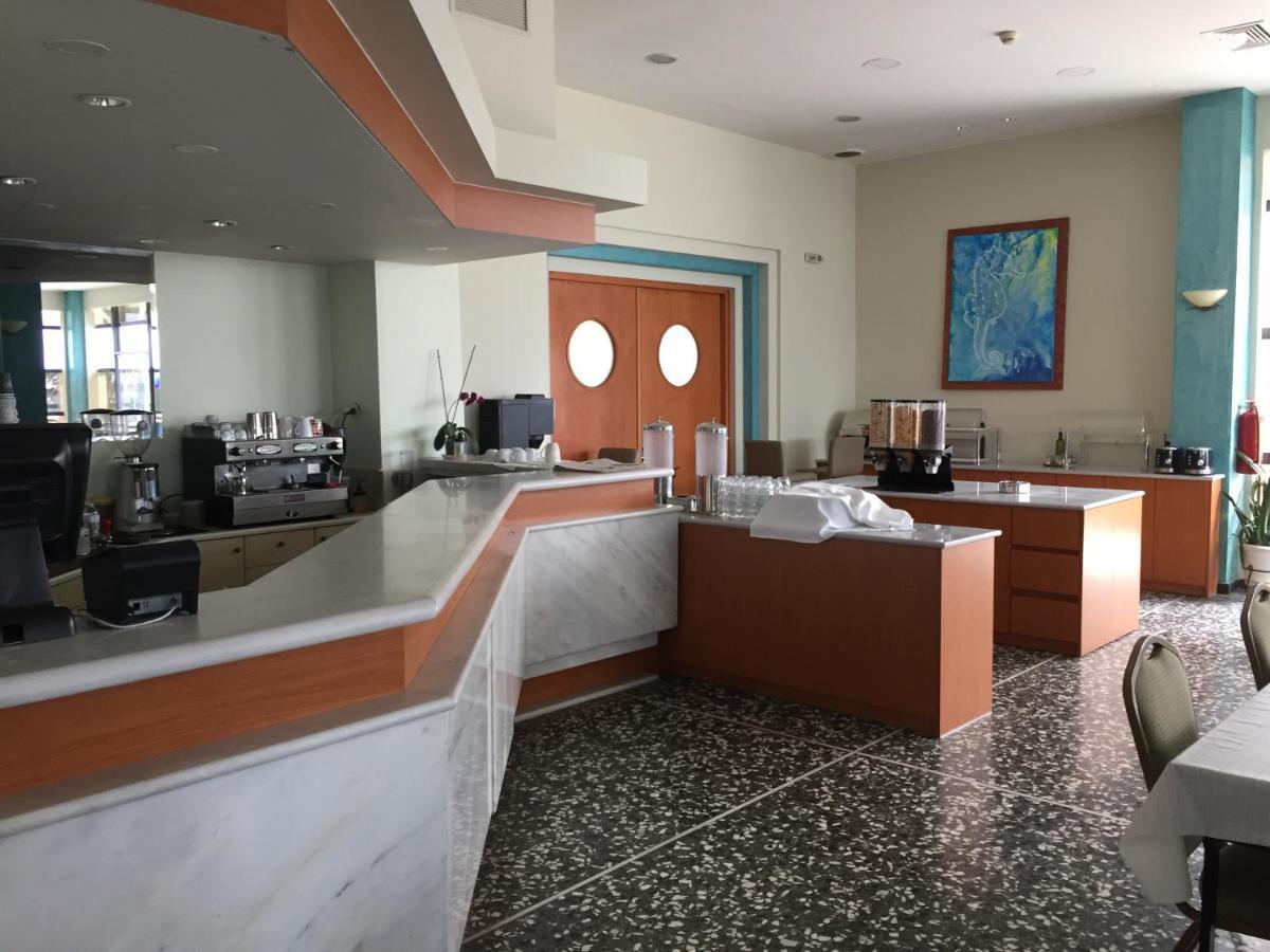 Hotel Ostria Kalamata Luaran gambar